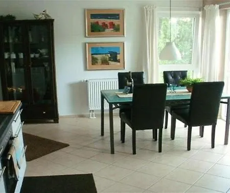 101 4, Ginsterweg 4 D Apartment Karlshagen